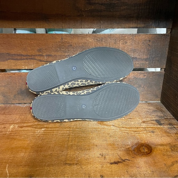 Rothy's Leopard Print Round Toe Size W9 - Picture 6 of 8